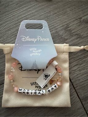 Disney Parks x Little Words Project 'Magical Day'  Bracelet